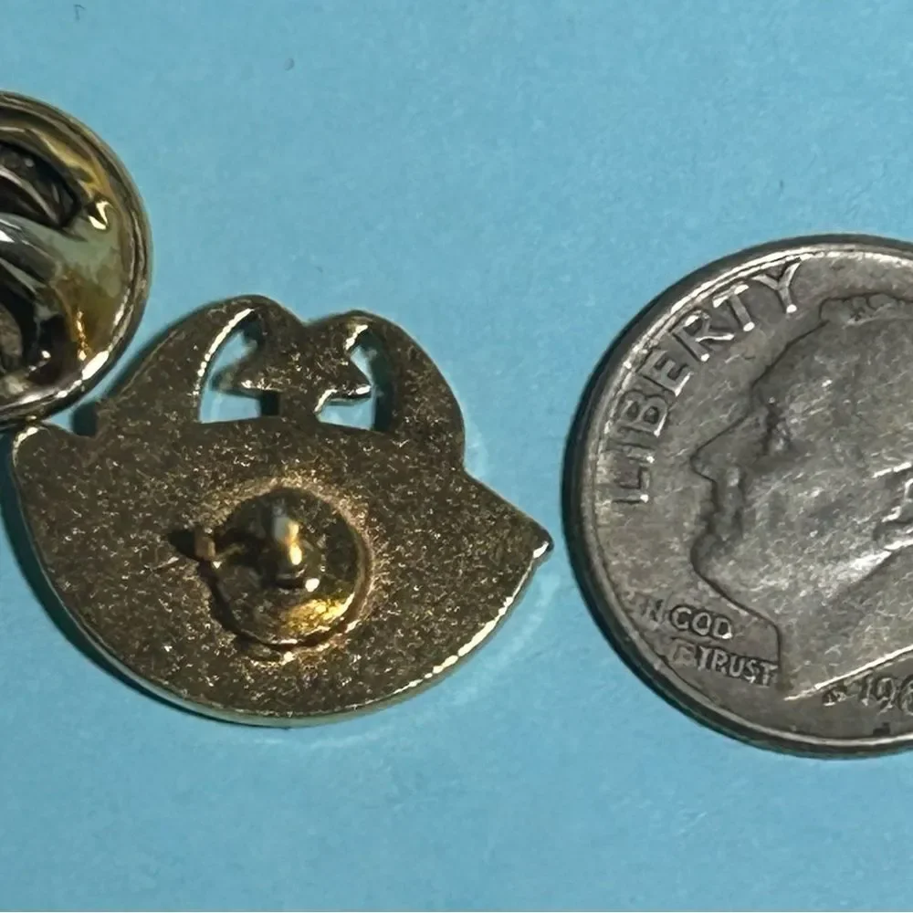 Mason Shriner 50 Year Member Award Pin. Scimitar Rhinestone Masonic Lodge